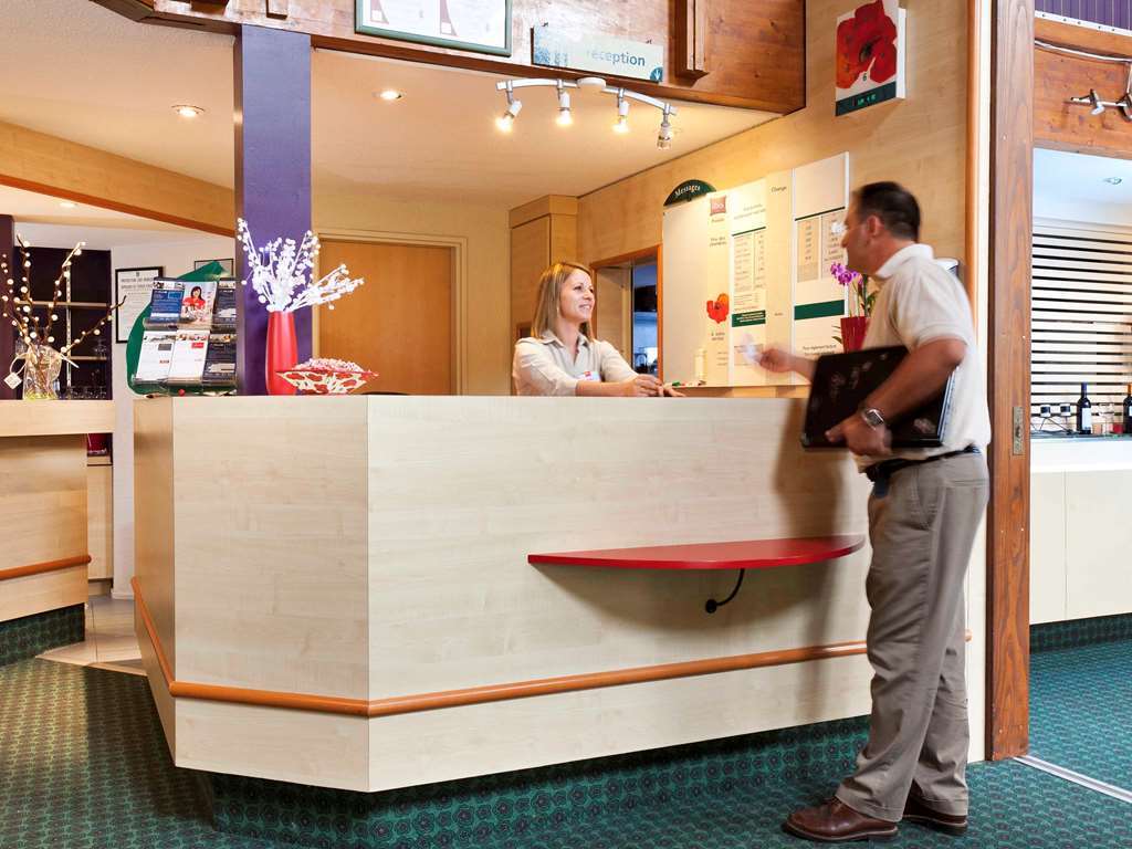 Ibis Provins Hotell Eksteriør bilde