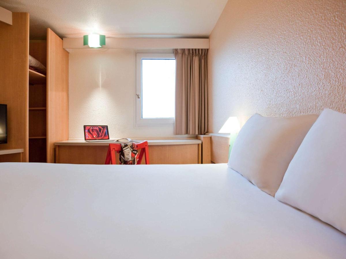 Ibis Provins Hotell Eksteriør bilde