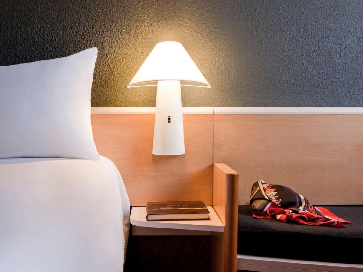 Ibis Provins Hotell Eksteriør bilde